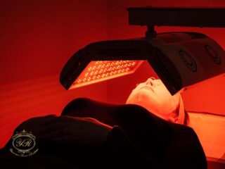 دستگاه تونل نوری در مرکز تخصصی بانو یاسمن رئیسی