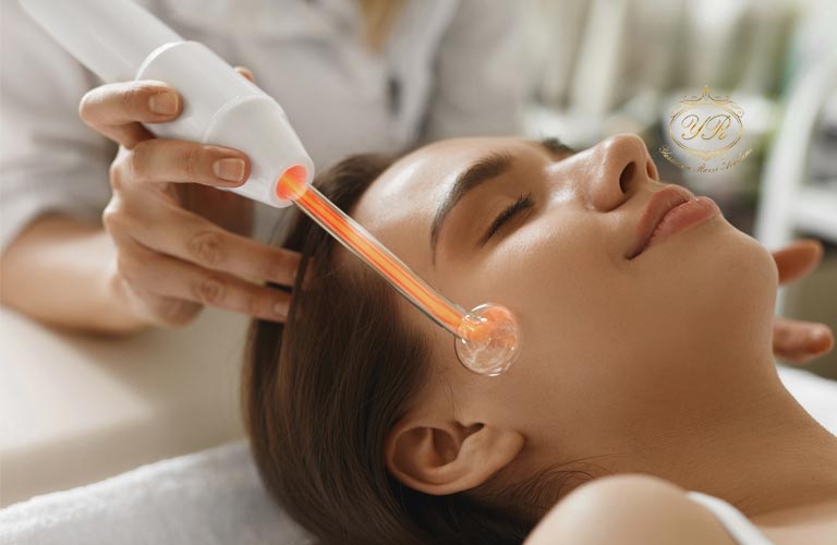 هایفرکانسی برای پوست چرب در کلینیک یاسمن رئیسی